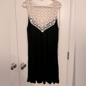 Set of 2 Womens Casual Sundress / Coverup, Size Large and XL.